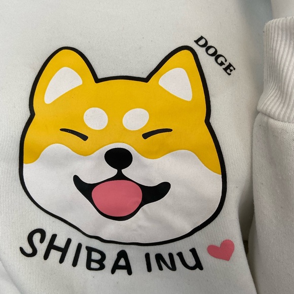 Cute Little Sponge Like Sweater - Picture 2 of 8